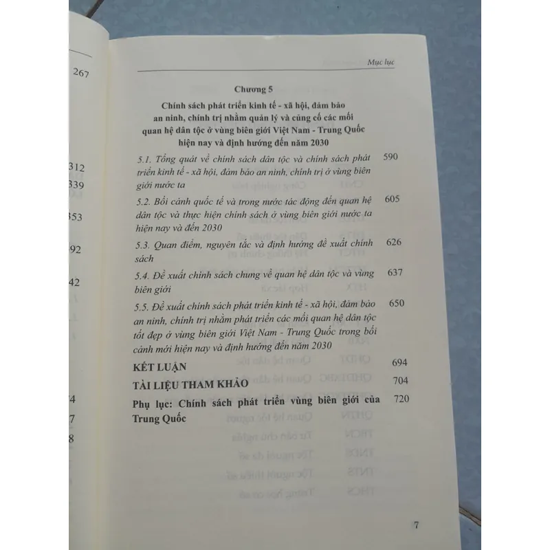 QUAN HỆ DÂN TỘC VỚI PHÁT TRIỂN KINH TẾ XÃ HỘI... 735459