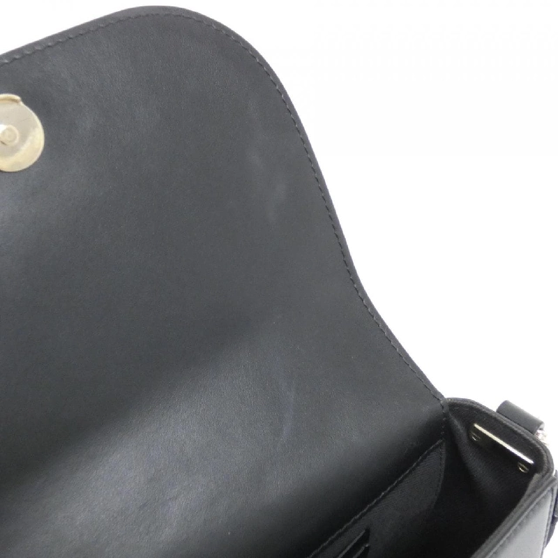 Túi đeo vai Valentino Garavani 610605