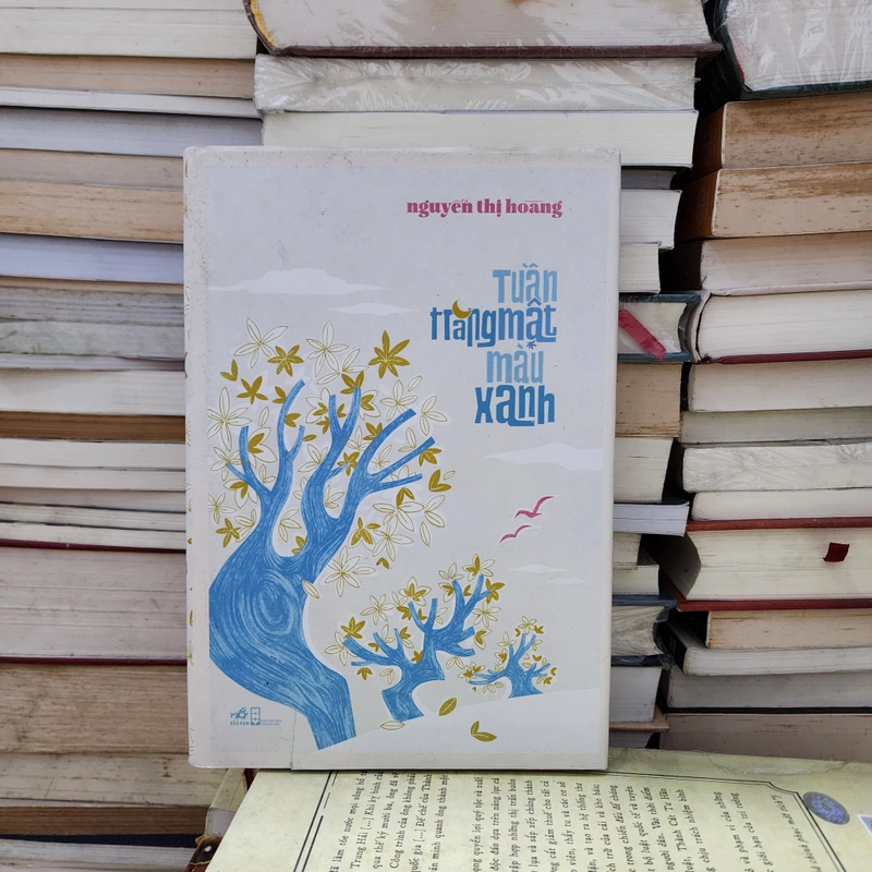 Tuần trăng mật màu xanh | Nguyễn Thị Hoàng  416938