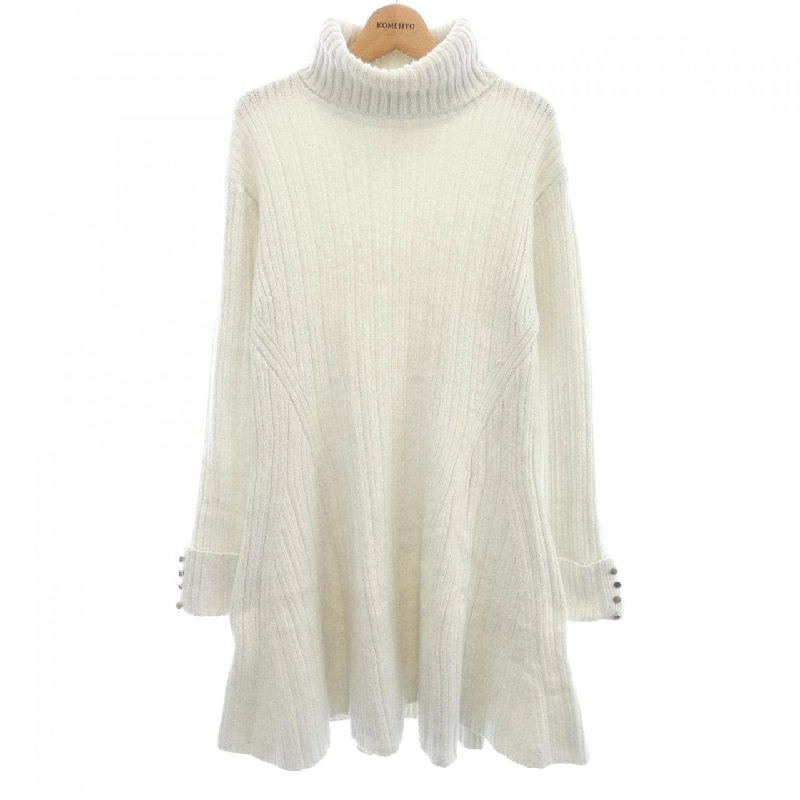 Apuweiser-riche Váy - Hàng hiệu Authentic 811070