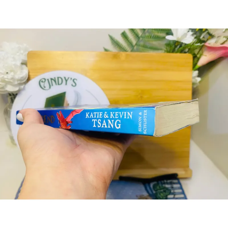 [Sách tiếng Anh 2hand] Like new 90% - Dragon Legend – Katie & Kevin Tsang 936771