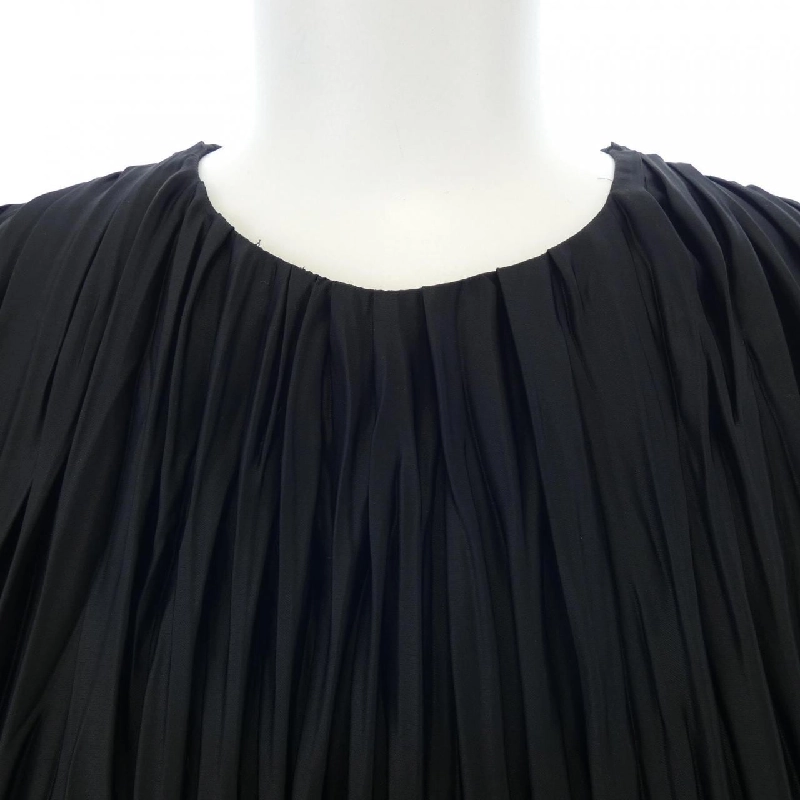 Gucci GUCCI 404467 ZFA43 Đầm - Hàng hiệu Chính hãng 815330