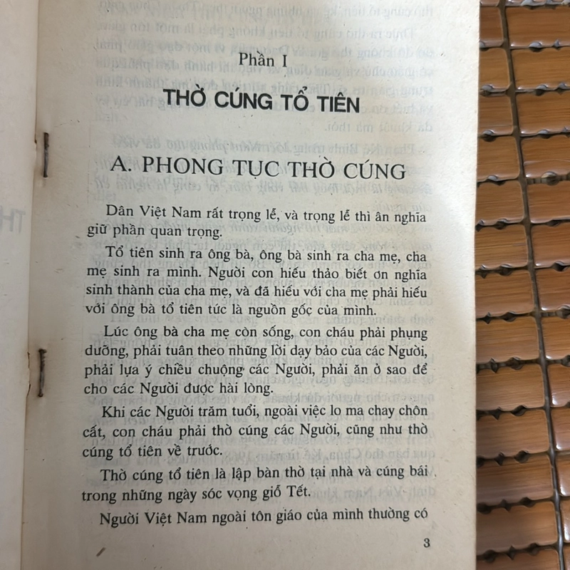 Phong tục thờ cúng trong gia đình Việt Nam - Toan Ánh 479389