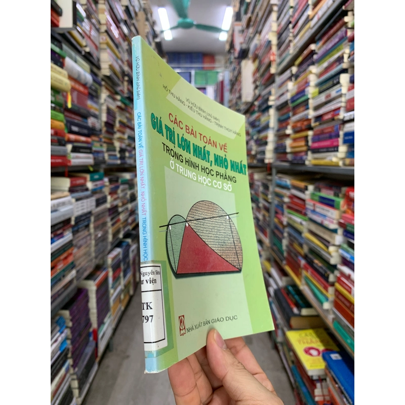 Các bài toán về giá trị lớn nhất, nhỏ nhất trong hình học phẳng ở trung học cơ sở. 999 463672