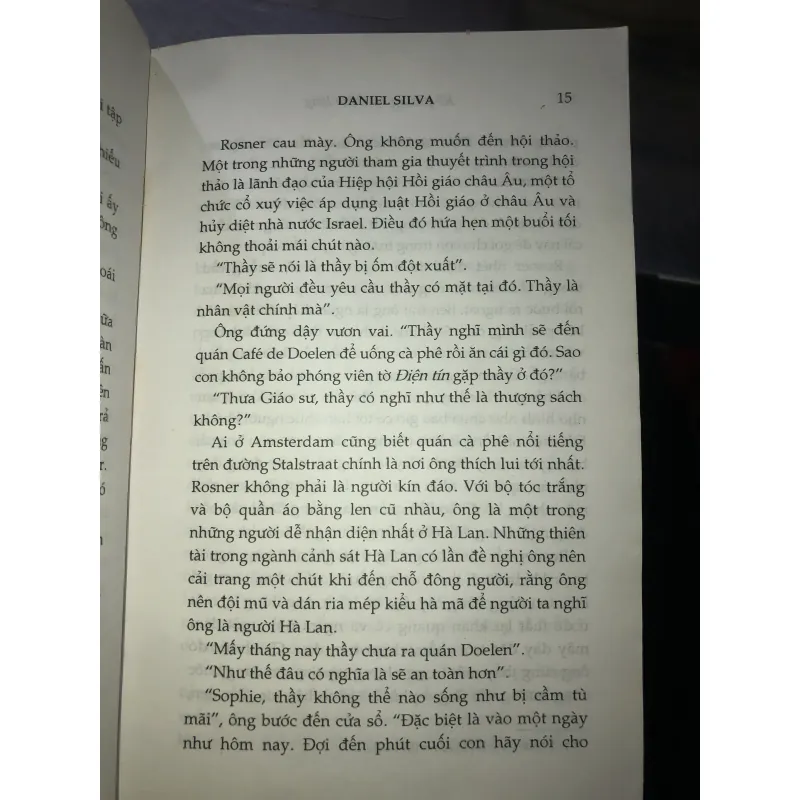 Kẻ phụng sự thầm lặng - Daniel Silva 1024020