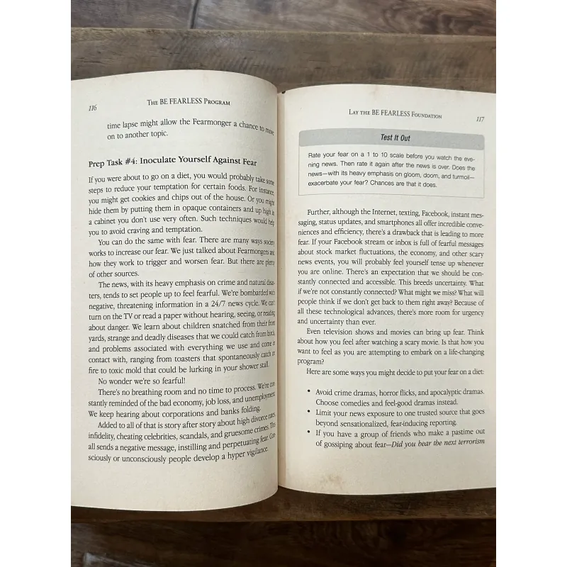 Be Fearless - Jonathan Alpert & Alisa Bowman (Bìa cứng) 734345