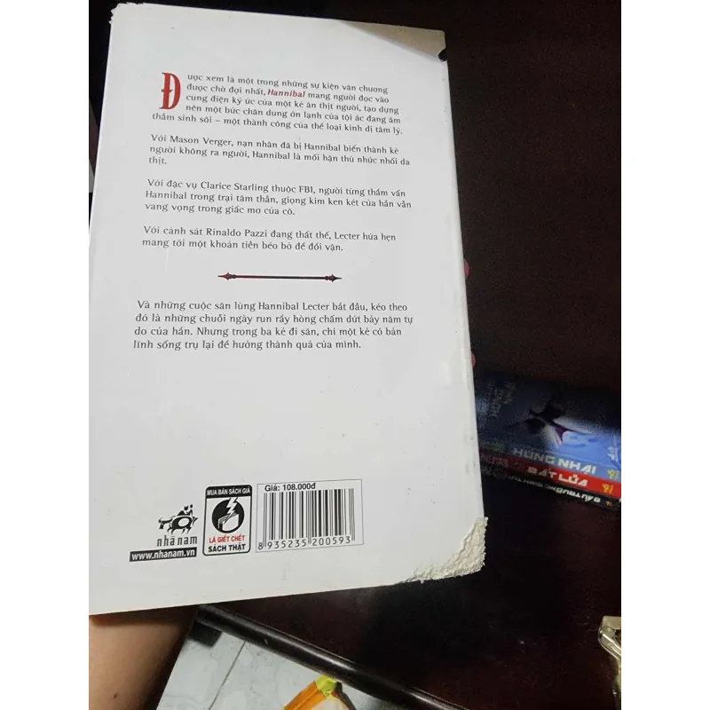 Trọn bộ Đấu trường sinh tử - 4 quyển (tặng kèm Hanibal+Bay trên tổ chim cúc cu-cũ rách) 741921