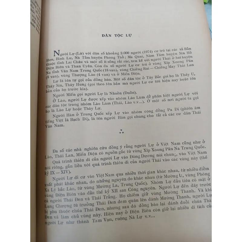 CÁC DÂN TỘC ÍT NGƯỜI Ở VIỆT NAM (CÁC TỈNH PHÍA BẮC)  792224