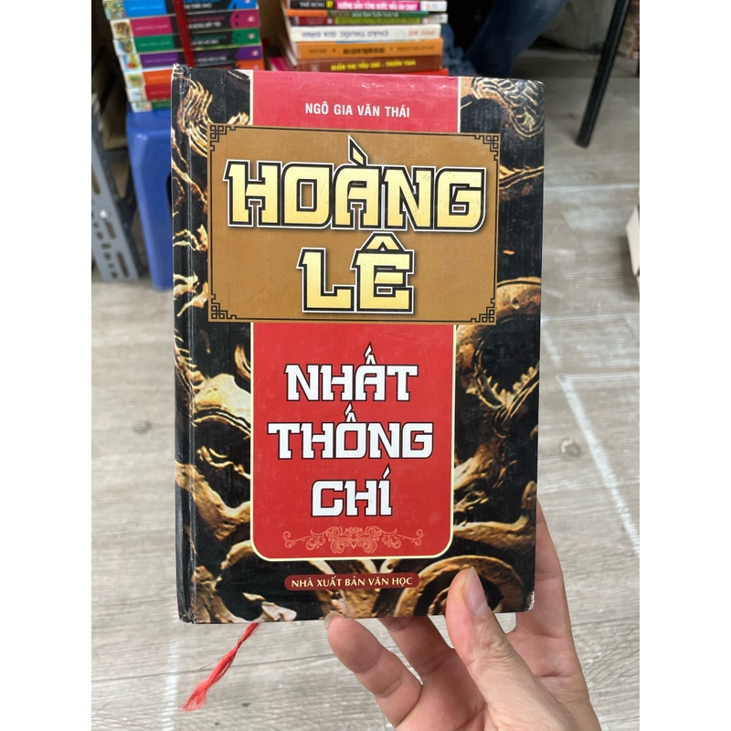 Hoàng lê nhất thống chí bìa cứng 378626