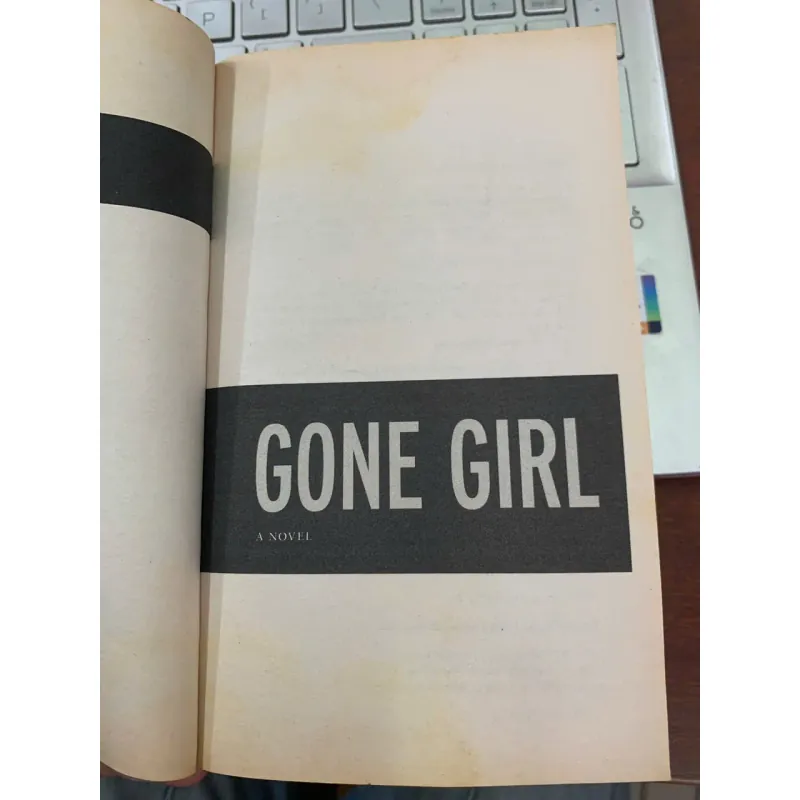 GONE GIRL A NOVEL (CÔ GÁI MẤT TÍCH) - GILLIAN FLYNN 753432
