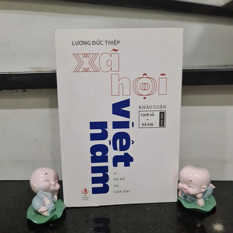 Sách XÃ HỘI VIỆT NAM TỪ SƠ SỬ ĐẾN CẬN ĐẠI 519165