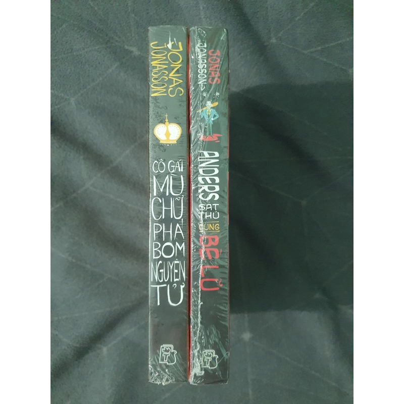 "Ander sát thủ cùng bè lũ" (seal) - Jonas Jonasson 474071