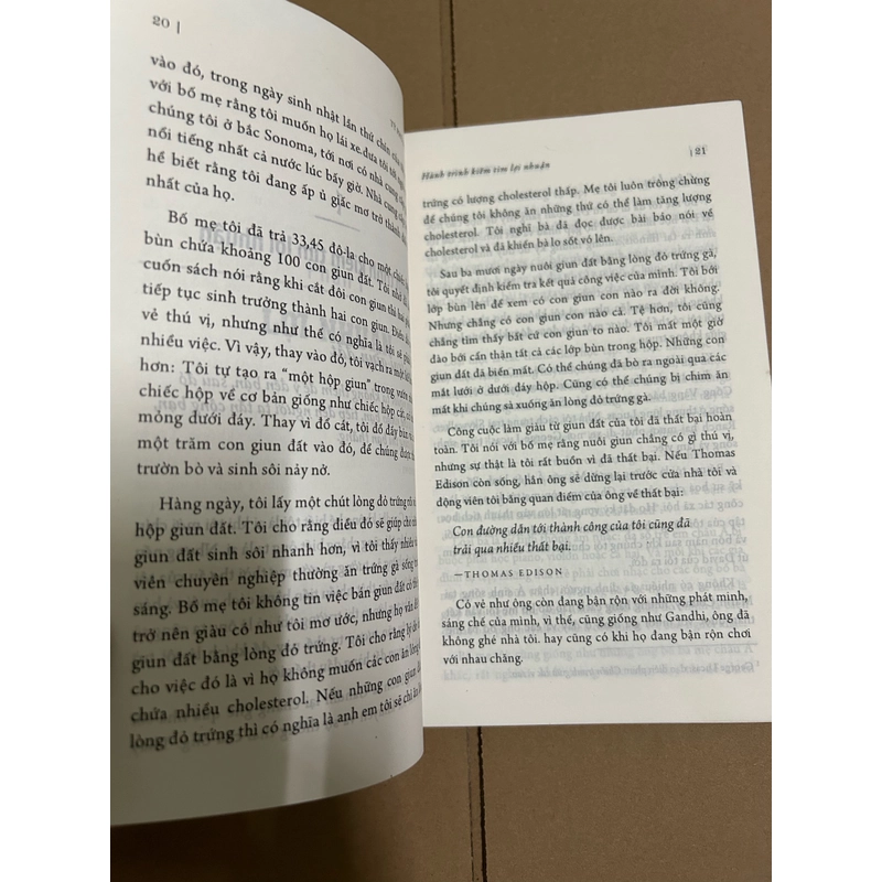 Tỷ phú bán giày  507285