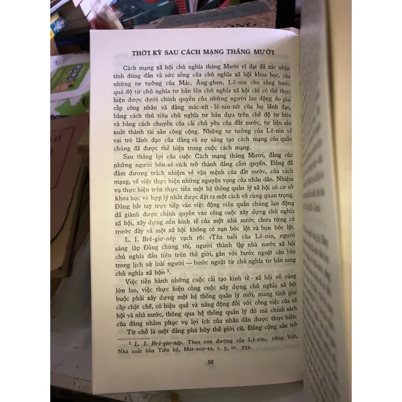 Những vấn đề công tác của bộ máy Đảng và nhà nước - C.U. Tréc-nen-cô 1005404