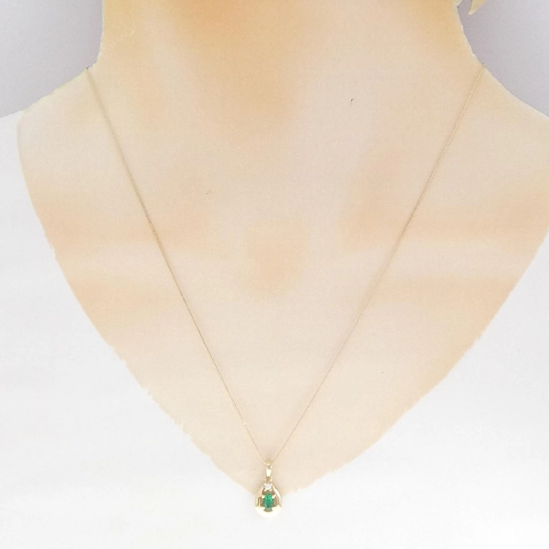 Dây chuyền ngọc lục bảo 750YG/K18YG - Hàng hiệu Authentic 858691