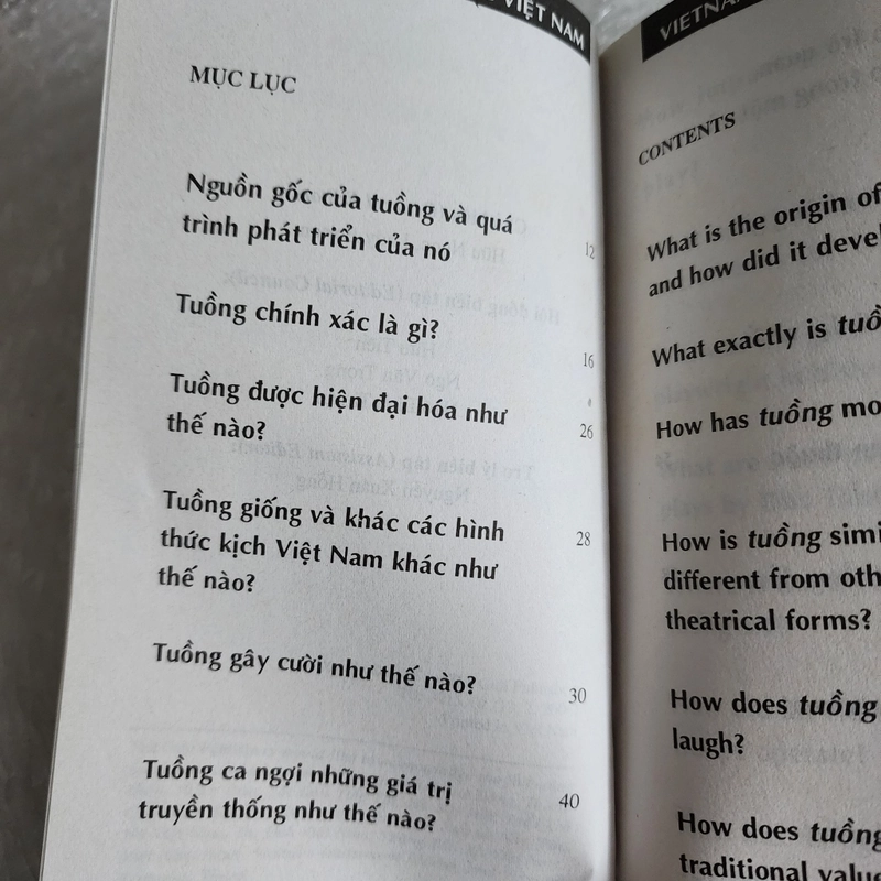 Nghệ thuật tuồng Việt Nam | Hữu Ngọc chủ biên | song ngữ Anh Việt 541975