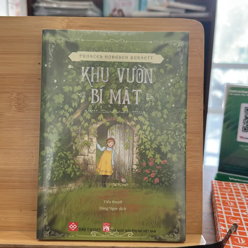 Khu Vườn bí mật  758369