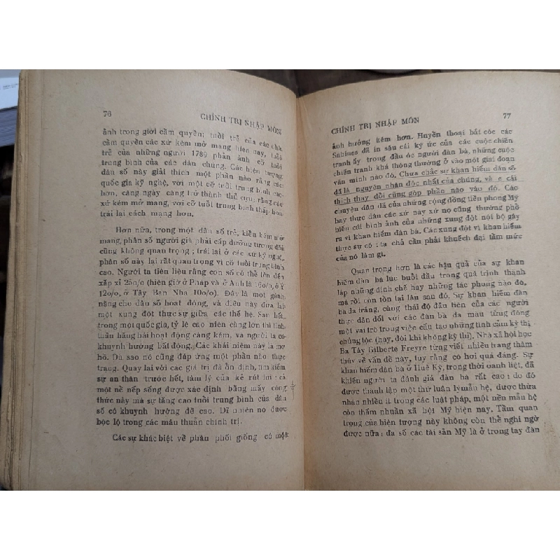 Chính trị nhập môn - Maurice Duverger 352766