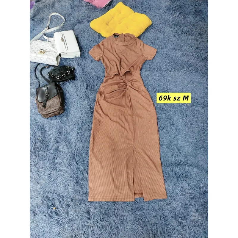 Pass đồ cá nhân vài chục  597691