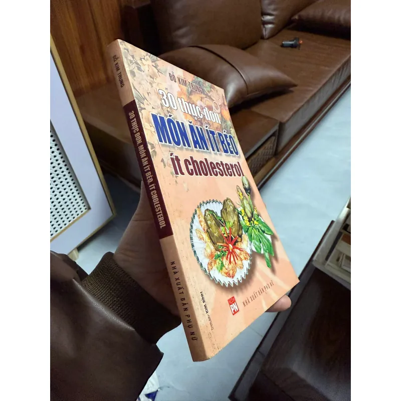 Sách “30 thực đơn món ăn ít béo, ít cholesterol” – Đỗ Kim Trung 975574