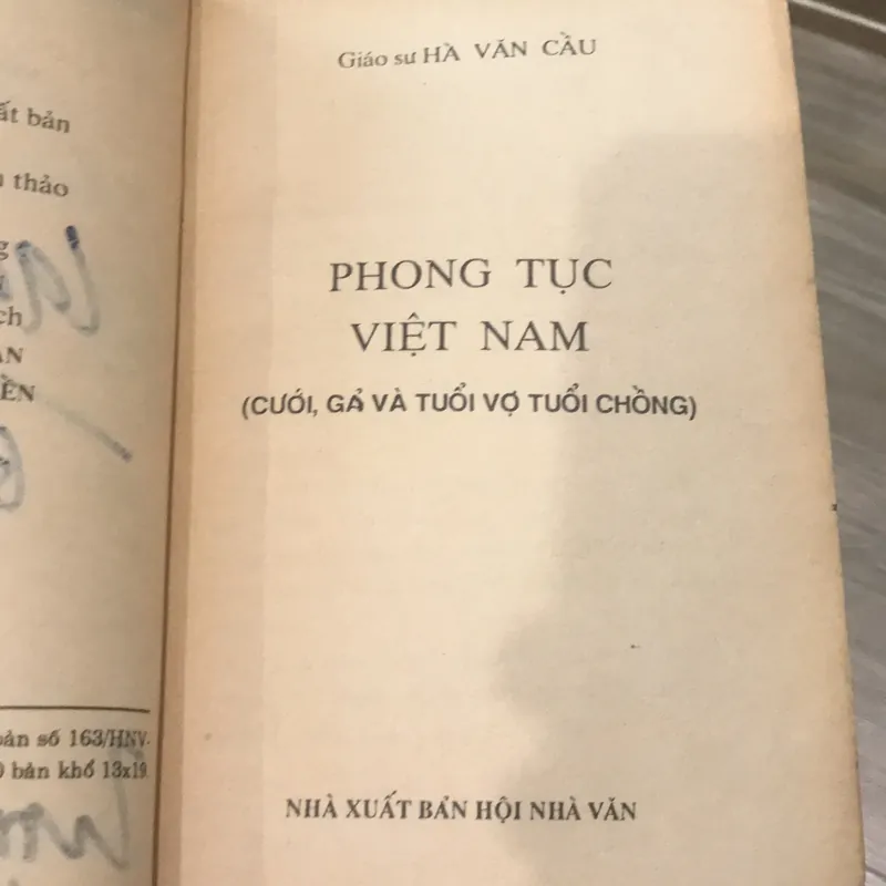 PHONG TỤC CƯỚI GẢ VIỆT NAM (XB 1992) 562644