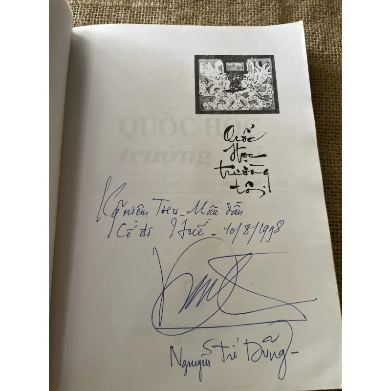 quốc học trường tôi - thơ nhạc hoạ , NXB THUẬN HOÁ 1996  796850