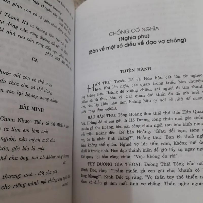 Sách khảo cứu- Tuyển tập Cao Xuân Dục. Tập 1 Người đời nên biết. N dịch Trần Lê Sáng 707708