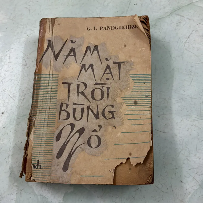 Năm mặt trời bùng nổ 1031027