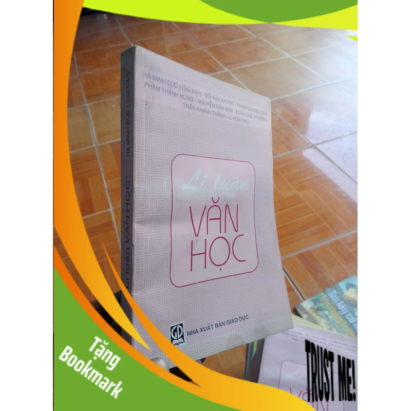 (TẶNG BOOKMARK) Lí luận văn học - Minh Đức 2003 Văn học Việt Nam RBK-AK19 946904