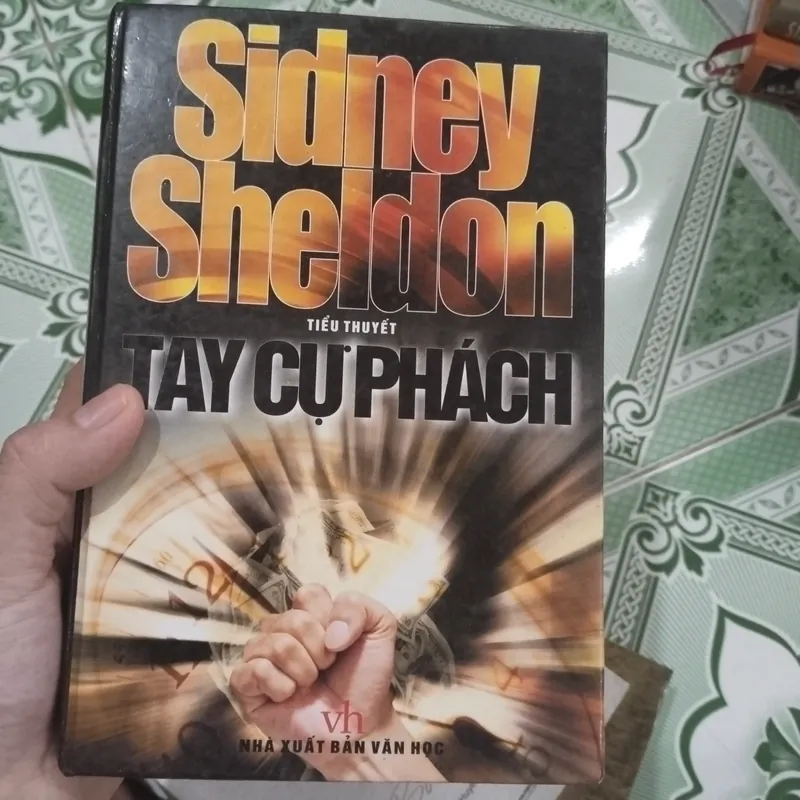 Tay Cự Phách Shidney Sheldon bìa cứng  561491