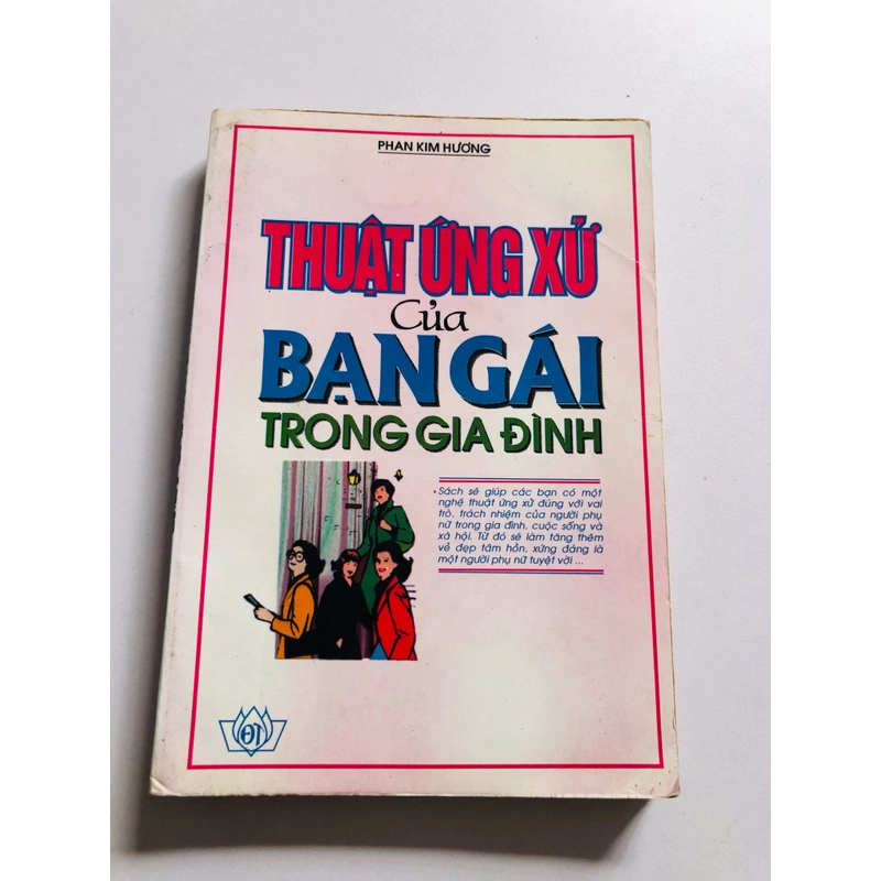 THUẬT ỨNG XỬ CỦA BẠN GÁI TRONG GIA ĐÌNH  523738