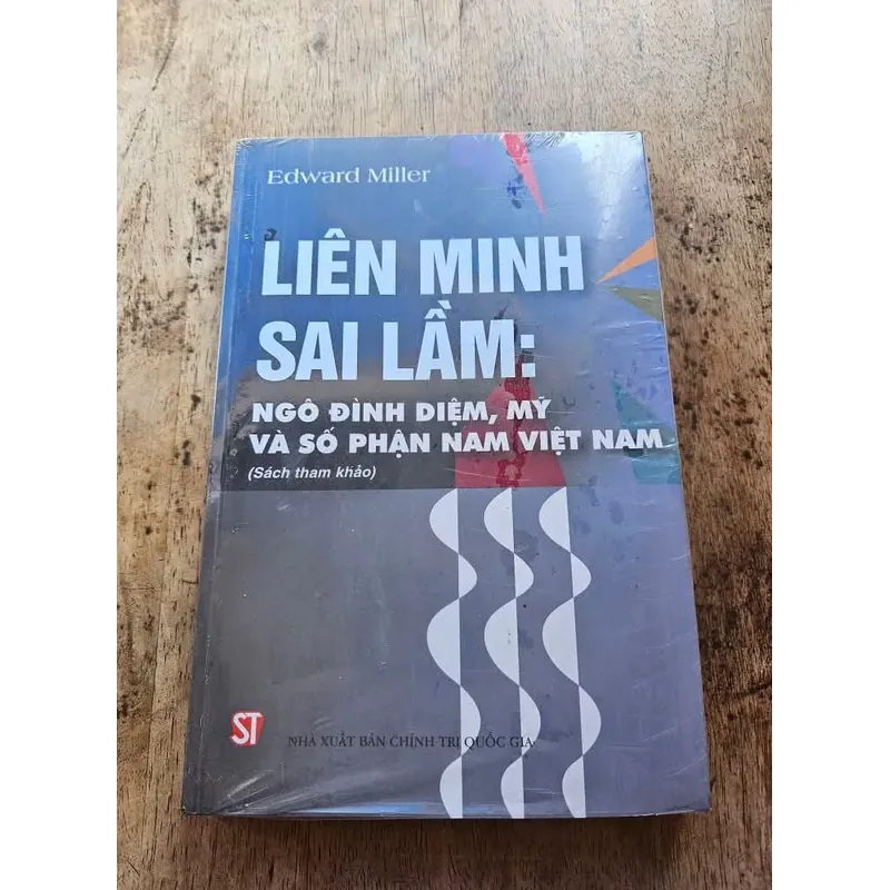 Liên minh sai lầm Ngô Đình Diệm-Mỹ_ Số phận Nam Việt Nam_Sách hiếm 697073