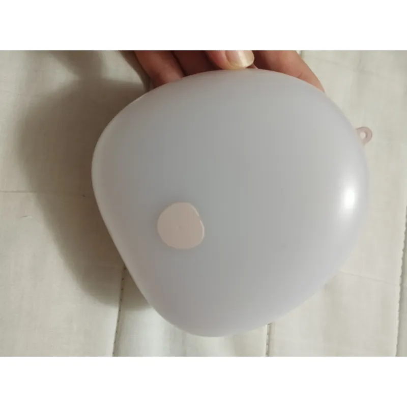 Đèn ngủ nhỏ pin sạc màu hồng 674585