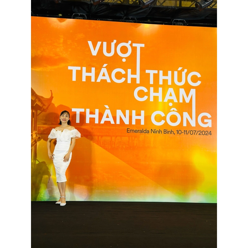 Đầm tiệc trắng, hàng thiết kế, chất co giãn, tôn dáng 378047