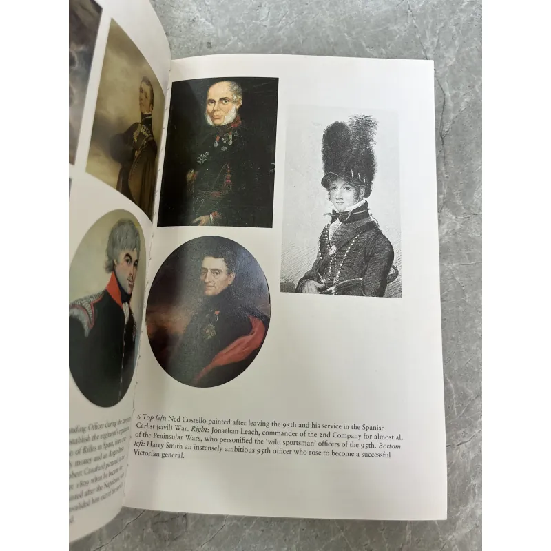 RIFLES - MARK URBAN 797394