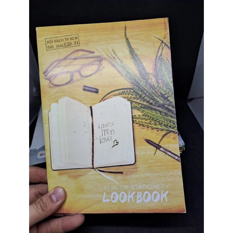 Combo truyện tranh hỗn hợp 11 cuốn 1095g mới 80% HCM2406 911579