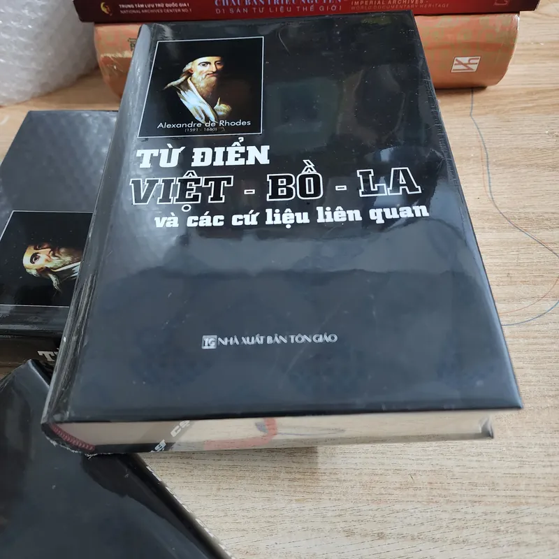 Từ điển Việt–Bồ–La và các cứ liệu liên quan - Alexandre de Rhodes 562322