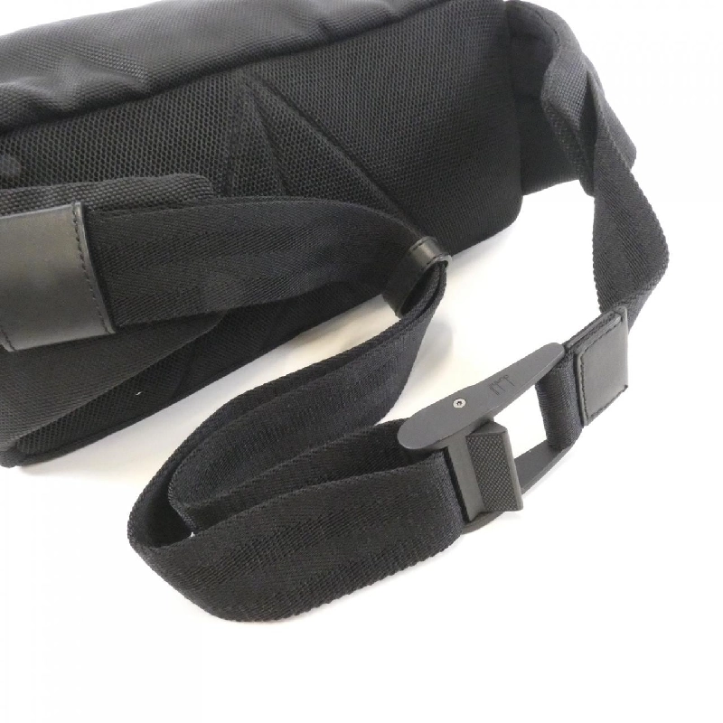 Dunhill 18F3970TR Túi đeo hông - Hàng hiệu Chính hãng 776397