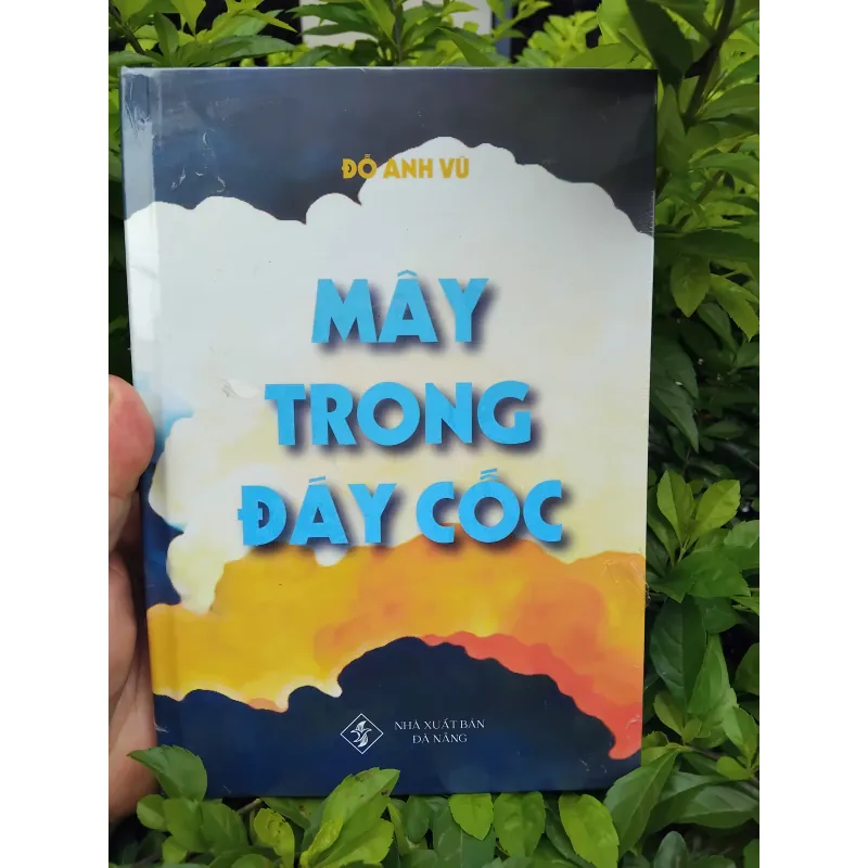 Mây trong đáy cốc của Đỗ Anh Vũ  992803