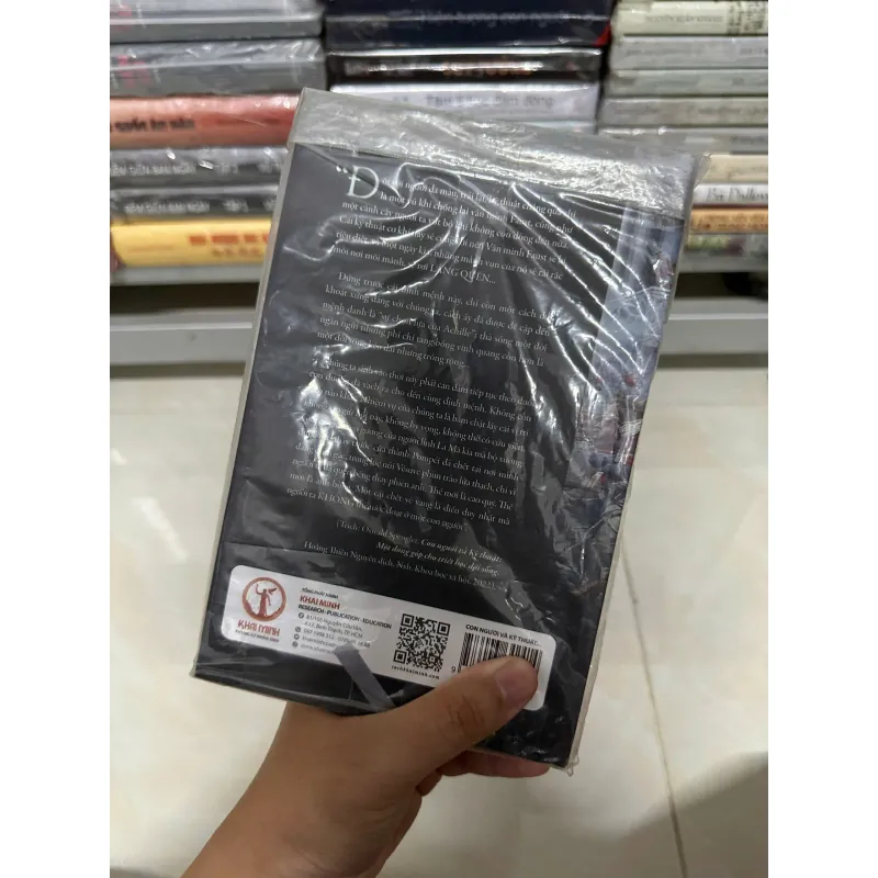 Con người và kỹ thuật - Oswald Spengler (Bìa cứng) 689401