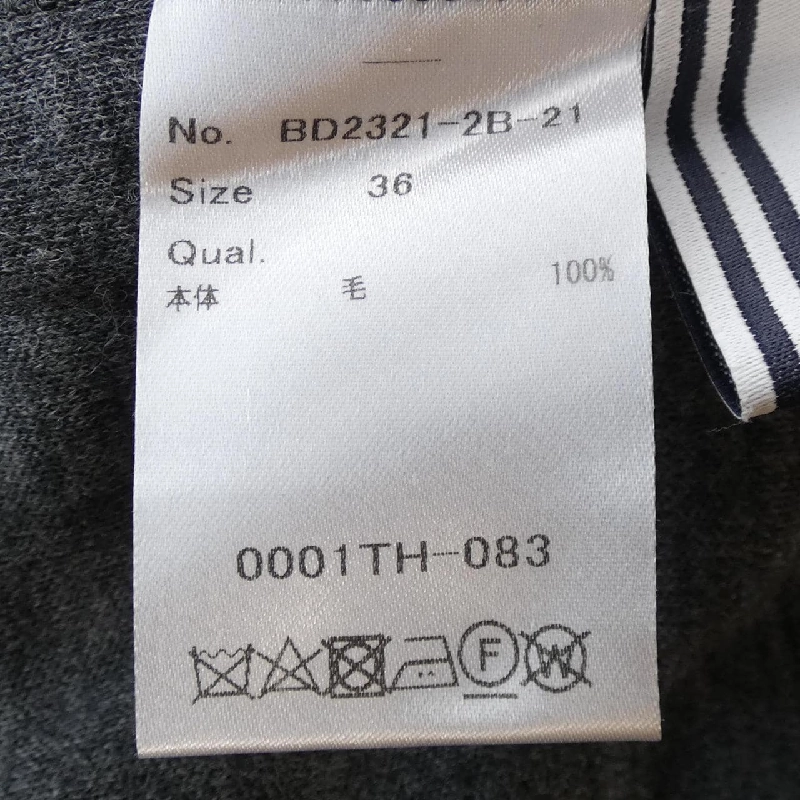 BORDERS tại BALCONY Áo 645813