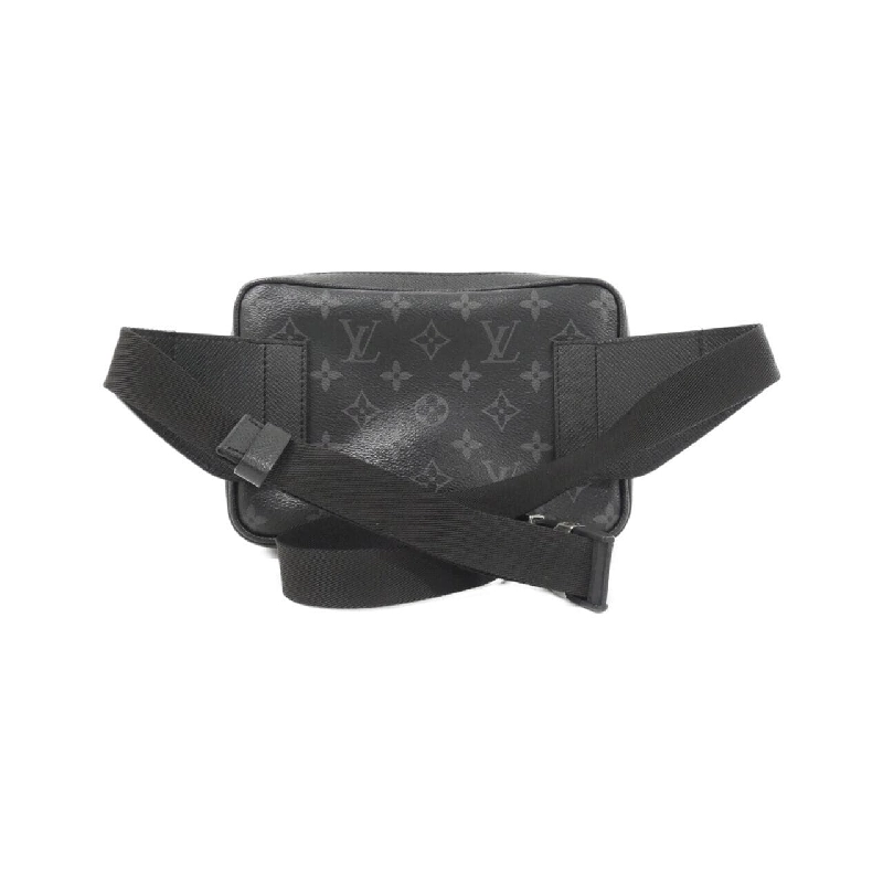 Túi đeo chéo Louis Vuitton Taiga Lama Bum Bag Outdoor M30245 612455