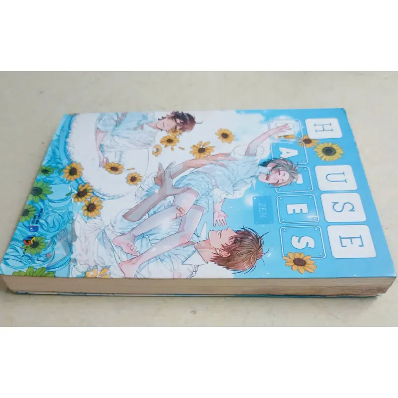 HOUSEMATES🌻 703889