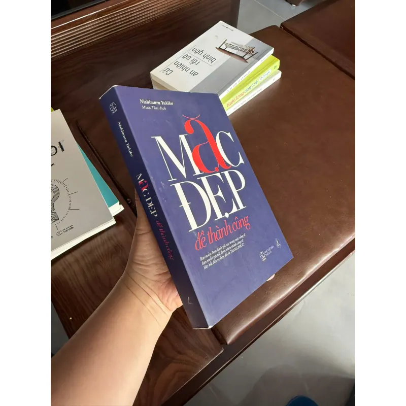 MẶC ĐẸP ĐỂ THÀNH CÔNG – Nishimura Yukiko- K4 1023779