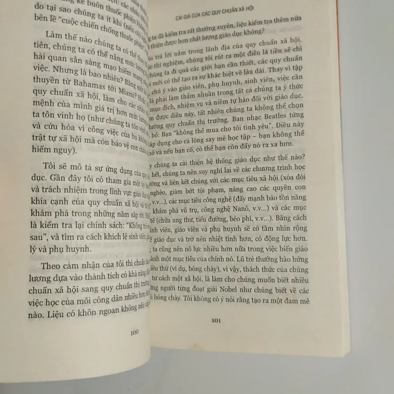 Phi lí trí  1025490