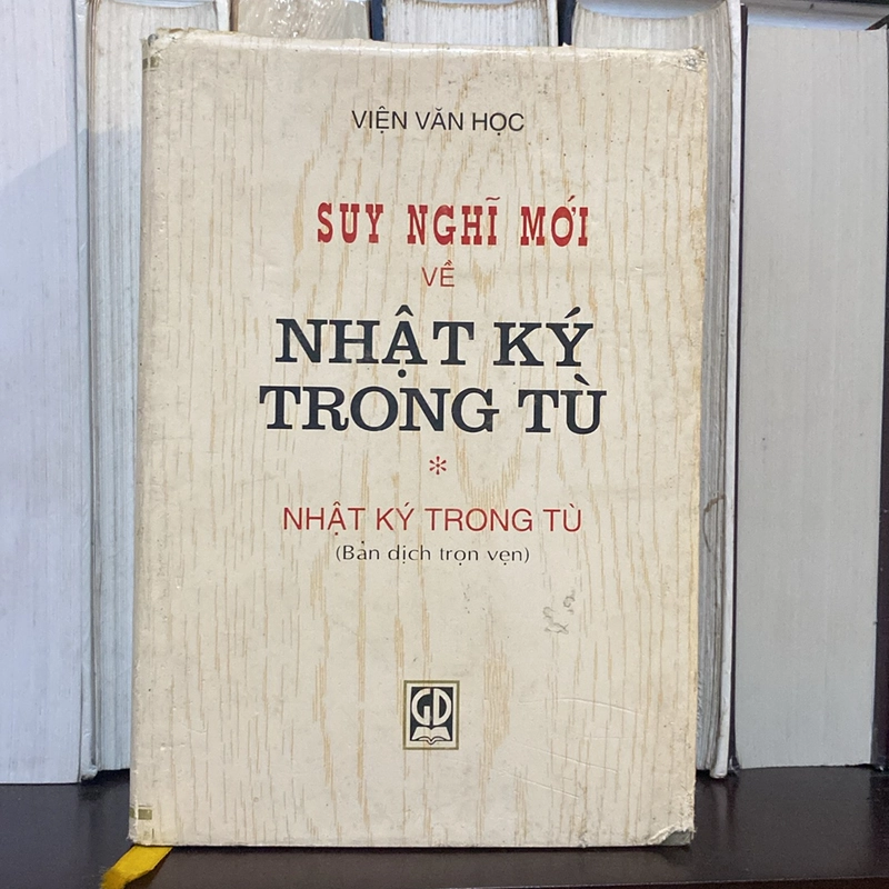 SUY NGHĨ MỚI VỀ NHẬT KÝ TRONG TÙ (XB 1995) 522775
