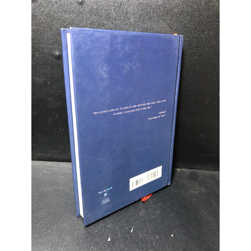 Anh 2022 Liêu Hà Trinh mới 85% bìa cứng , bẩn nhẹ HCM1811 912648