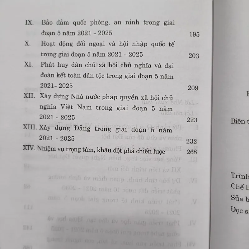 [2 cuốn] Văn kiện Hội nghị lần thứ mười Ban Chấp hành Trung ương Đảng khóa XIII  605449