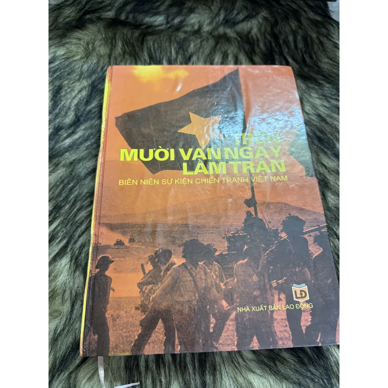 Trên mười vạn ngày lâm trận  600691
