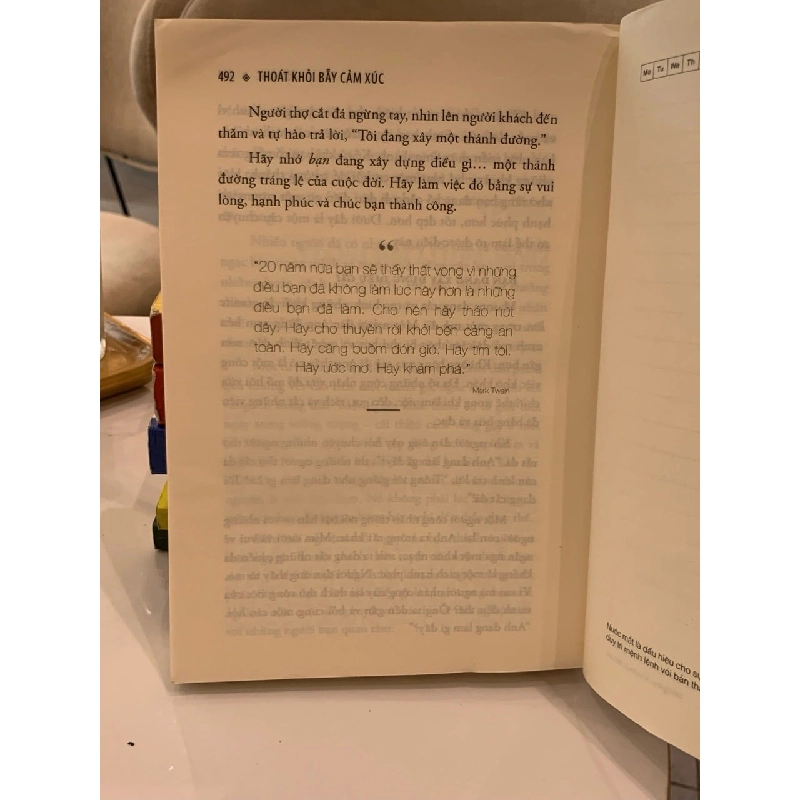 Thoát khỏi bẫy cảm xúc -Daniel rutley 740415
